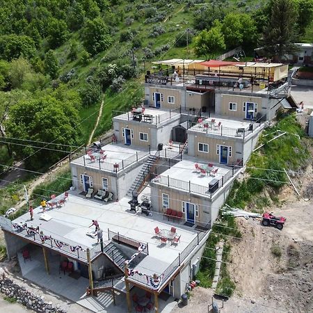 Lovely Lava Hot Springs Studio, Walk To Pools Екстериор снимка